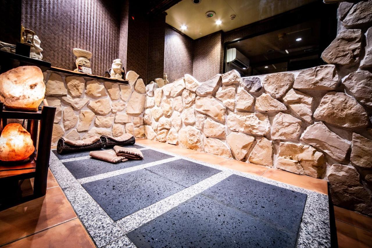 Petit Bali Ikebukuro (Adults Only) Hotel Tokyo Eksteriør billede